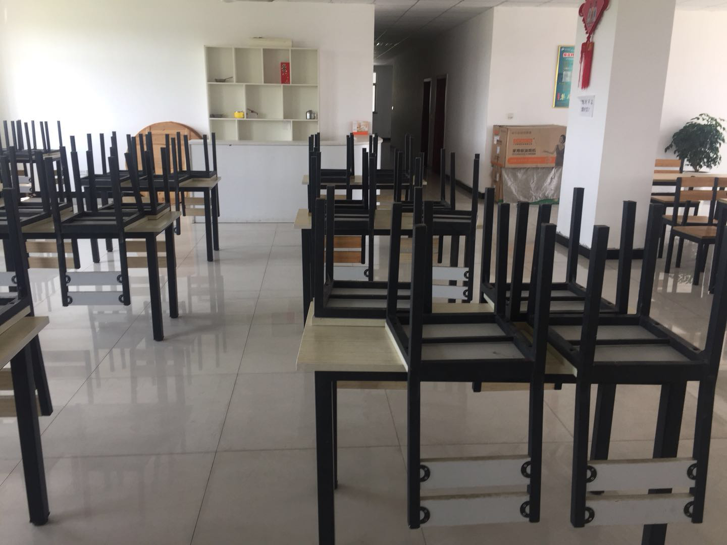 1535080697633671.png 食堂.png